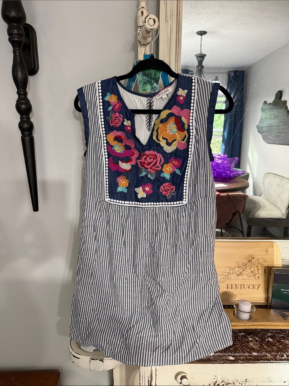 ANDREE BY UNIT Navy Embroidered Floral Stripe Sleeveless Tunic